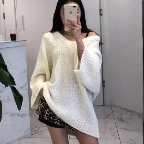 Sweater knit wide sleeve cream white black V-neck womens loose top - Picture 12 of 14